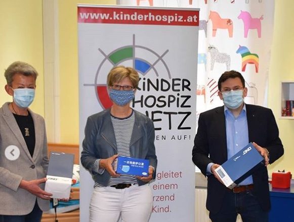 Meidlinger Bezirksvorsteher spendet hunderte Masken